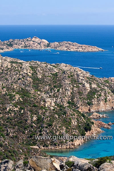 Caprera - Cala Brigantina dal Forte di Poggio Rasu (40D_9999_9_2rid).jpg